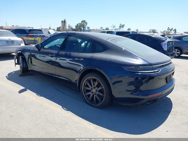 2023 PORSCHE PANAMERA