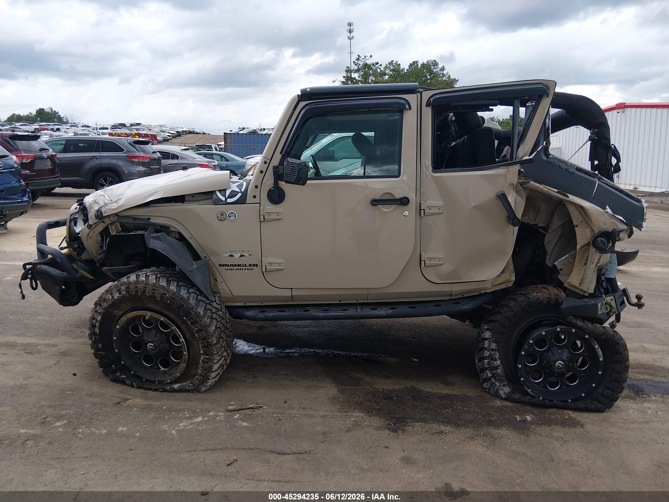 2016 JEEP WRANGLER UNLIMITED SAHARA