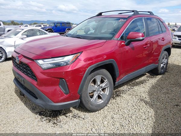 2024 TOYOTA RAV4 HYBRID XLE