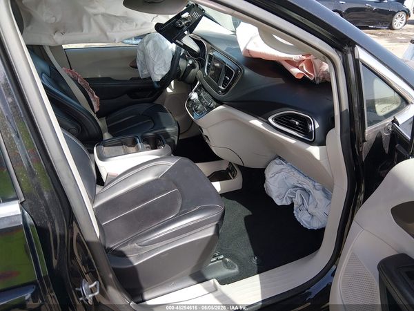 2021 CHRYSLER VOYAGER LXI