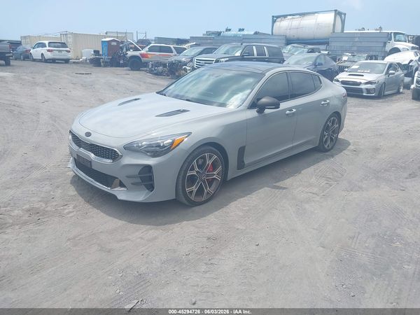 2019 KIA STINGER GT1