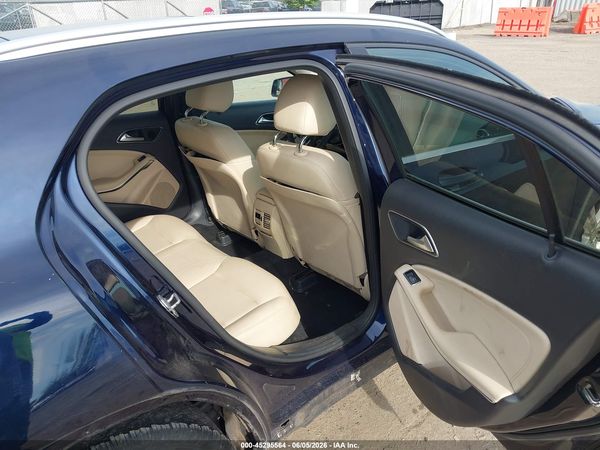 2017 MERCEDES-BENZ GLA 250 4MATIC