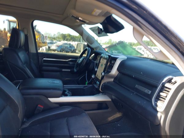 2022 RAM 1500 LARAMIE  4X4 5'7 BOX