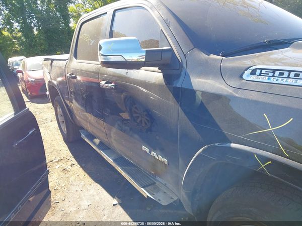 2022 RAM 1500 LARAMIE  4X4 5'7 BOX