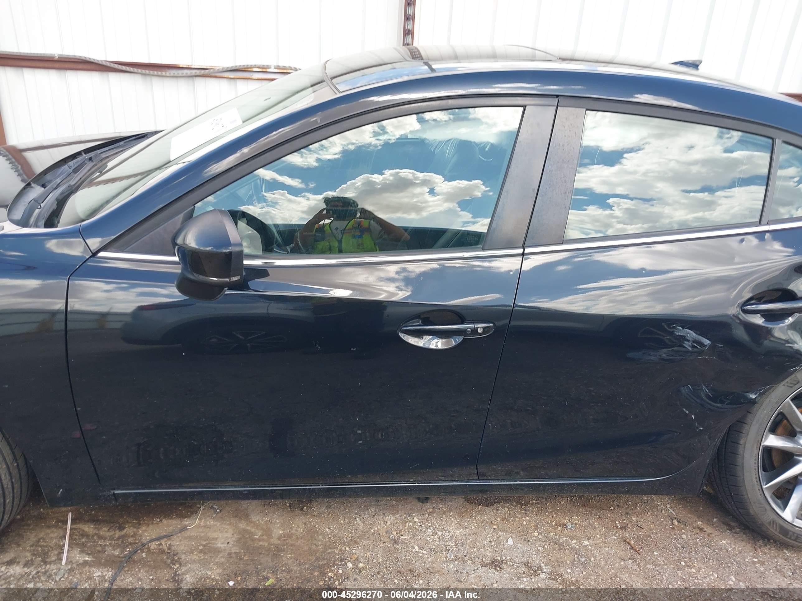 2018 MAZDA MAZDA3 TOURING