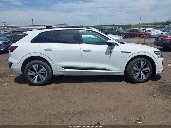 2024 AUDI Q8 E-TRON PREMIUM QUATTRO