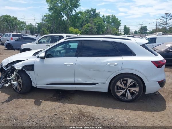 2024 AUDI Q8 E-TRON PREMIUM QUATTRO