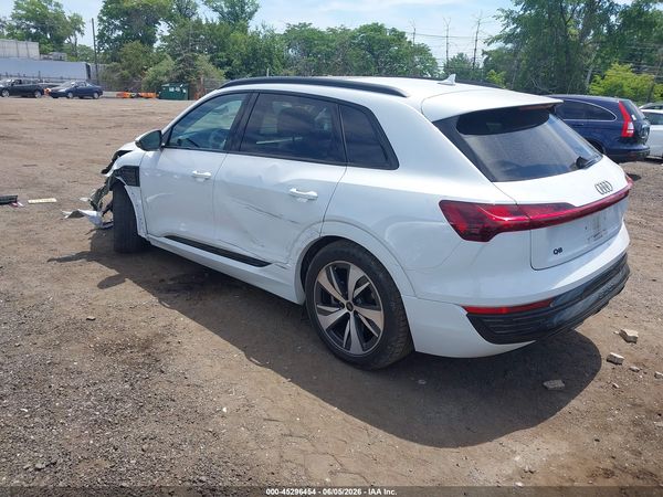 2024 AUDI Q8 E-TRON PREMIUM QUATTRO