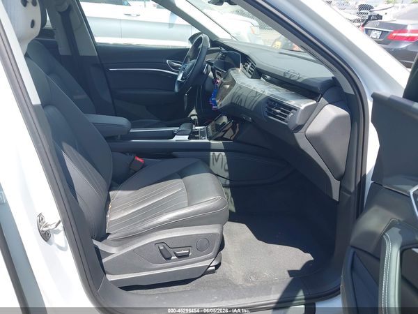 2024 AUDI Q8 E-TRON PREMIUM QUATTRO