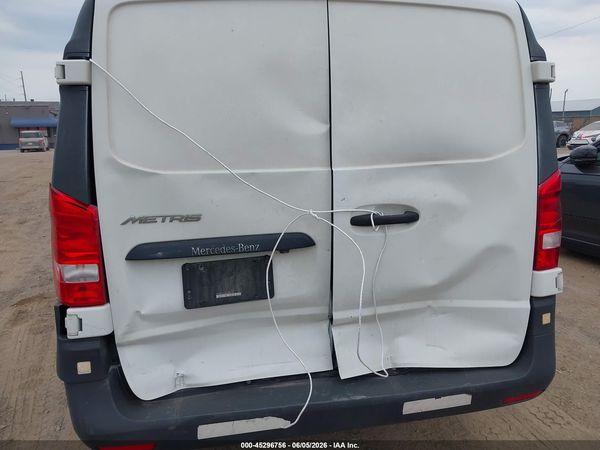 2019 MERCEDES-BENZ METRIS