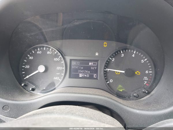 2019 MERCEDES-BENZ METRIS