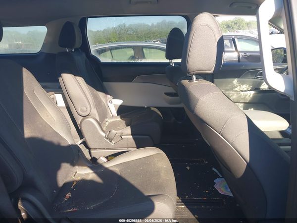 2024 KIA CARNIVAL MPV LX