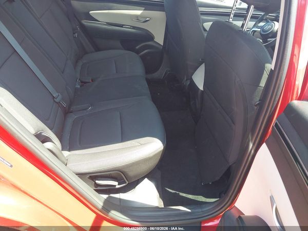 2022 HYUNDAI TUCSON SE