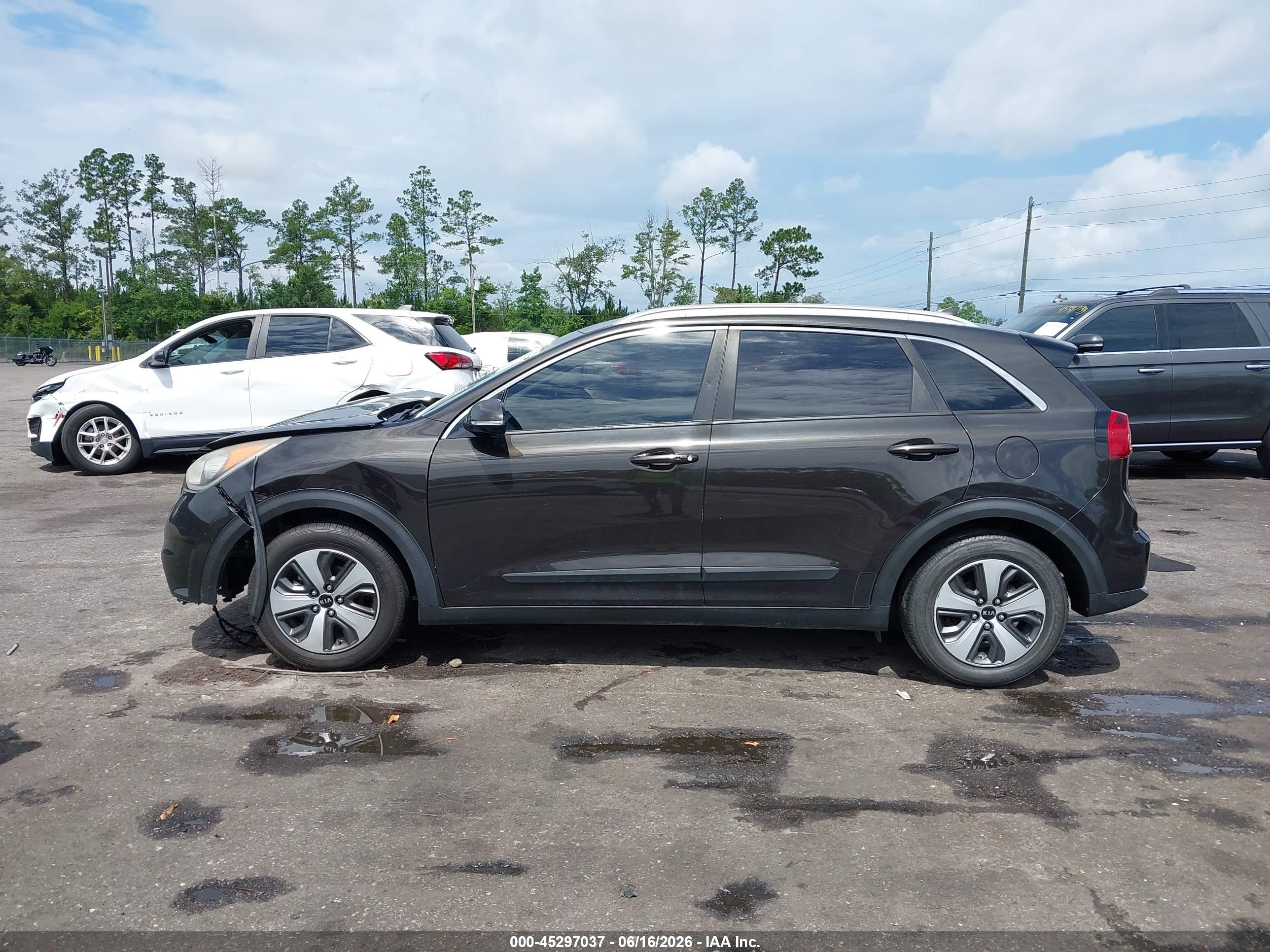 2017 KIA NIRO EX