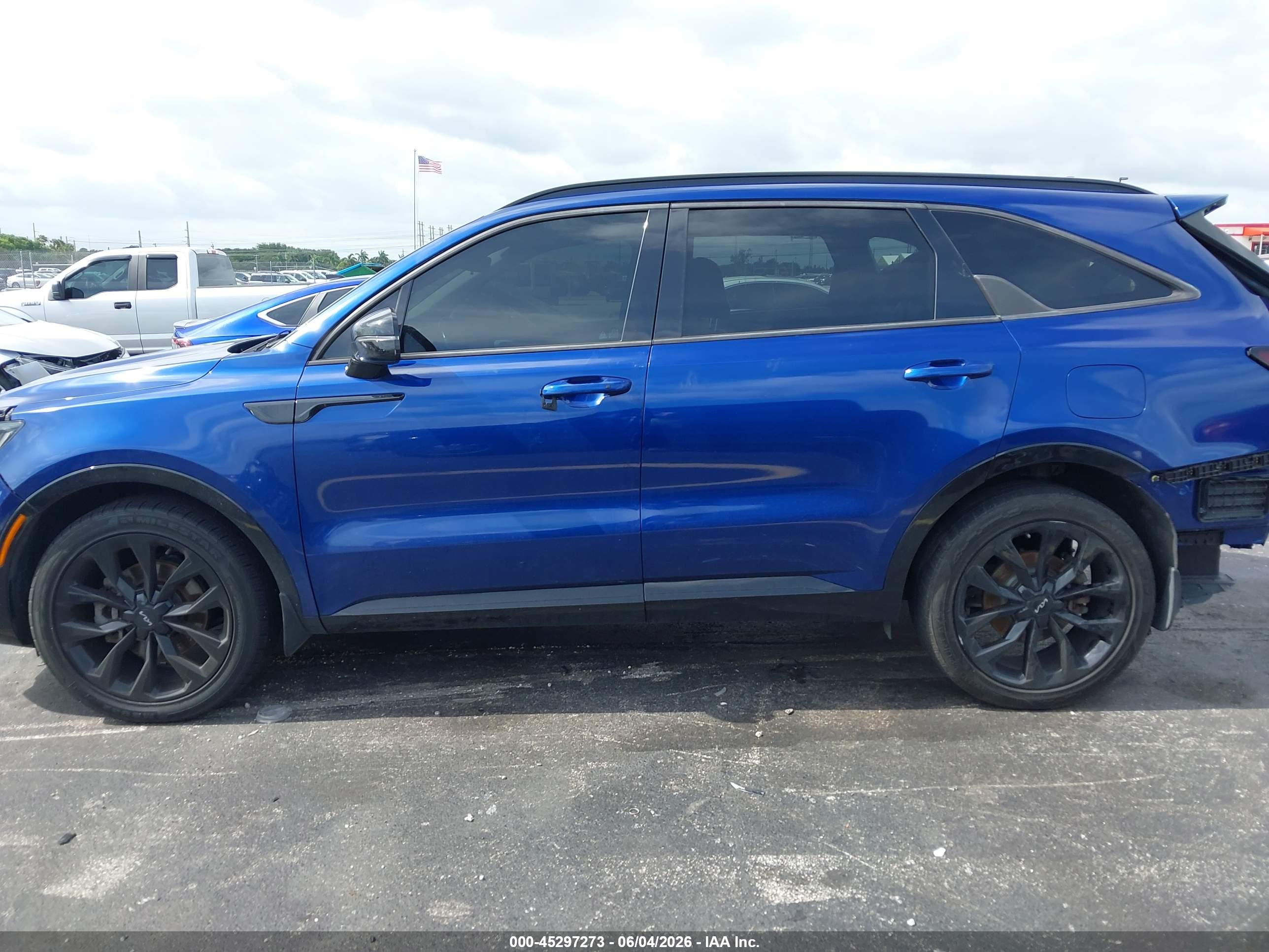 2021 KIA SORENTO SX