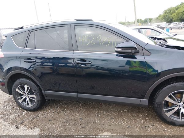 2017 TOYOTA RAV4 XLE