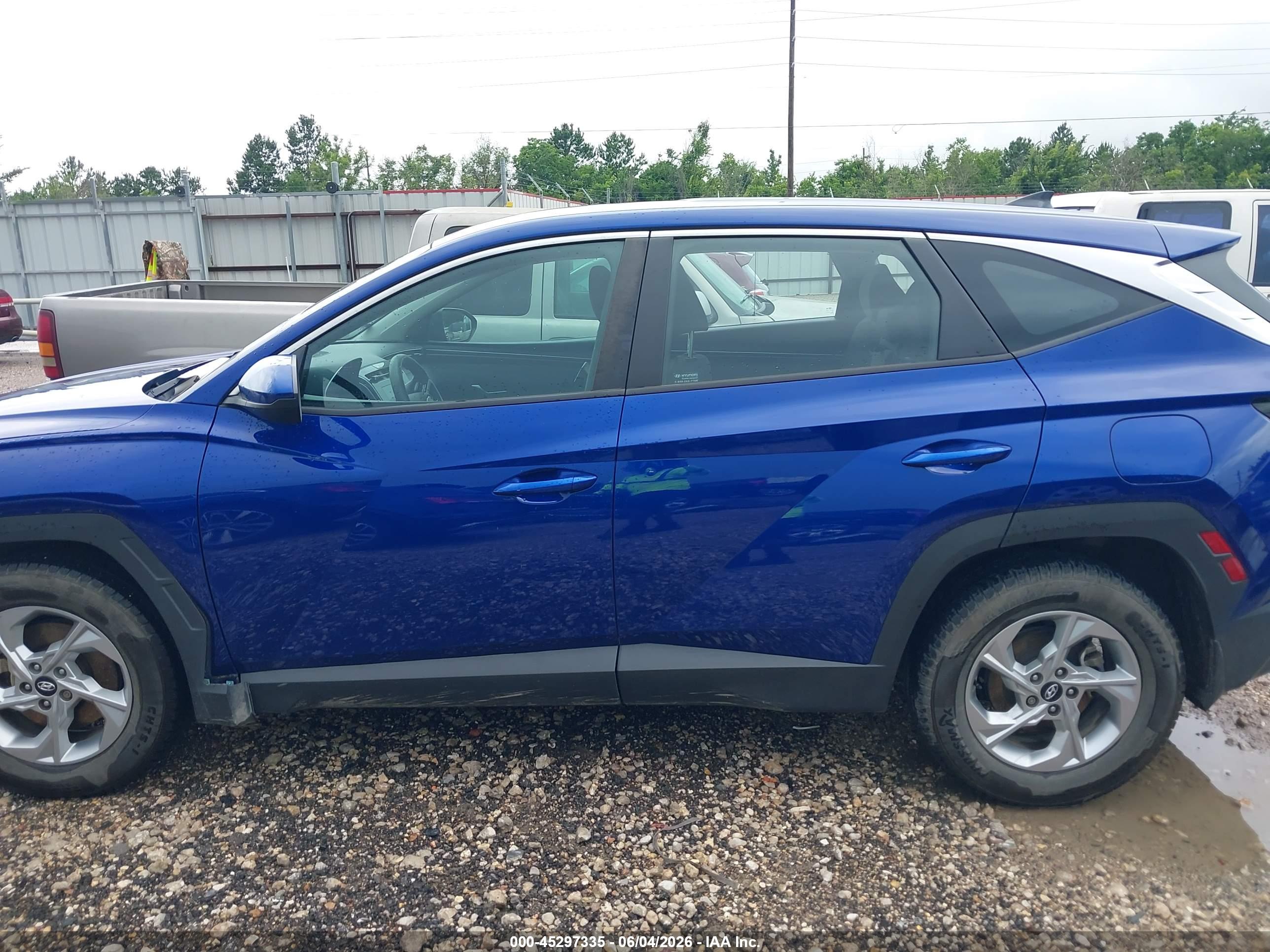 2023 HYUNDAI TUCSON SE