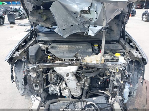 2019 JEEP CHEROKEE LATITUDE FWD