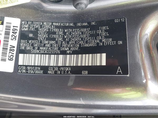 2012 TOYOTA SIENNA XLE V6 8 PASSENGER — I9