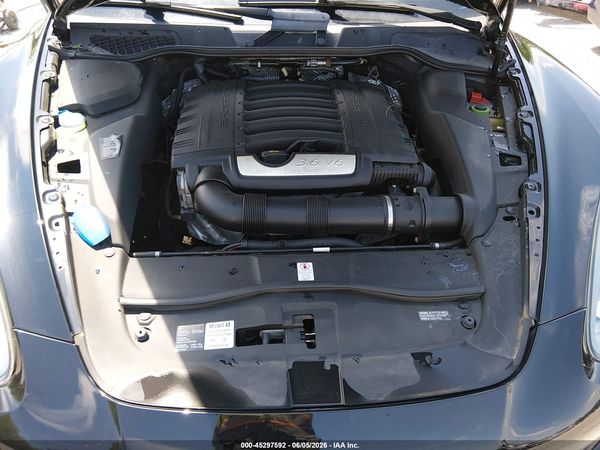 2012 PORSCHE CAYENNE