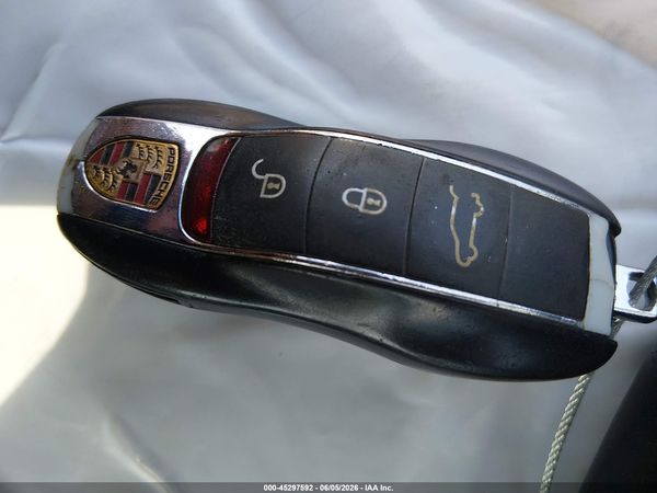 2012 PORSCHE CAYENNE