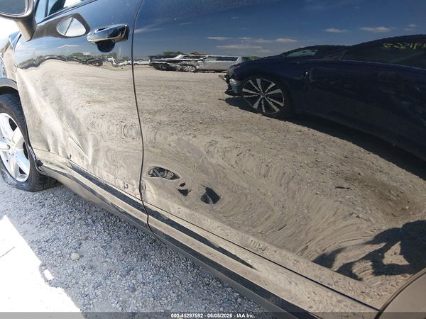 2012 PORSCHE CAYENNE
