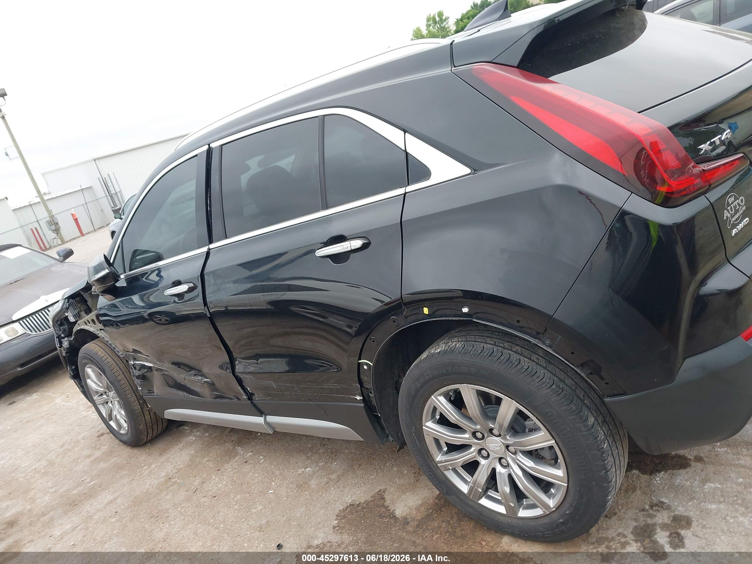 2023 CADILLAC XT4 AWD PREMIUM LUXURY