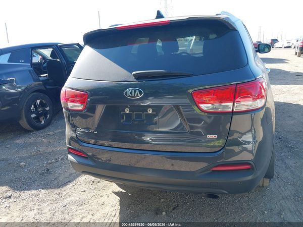 2017 KIA SORENTO 2.4L LX