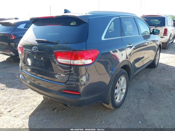 2017 KIA SORENTO 2.4L LX