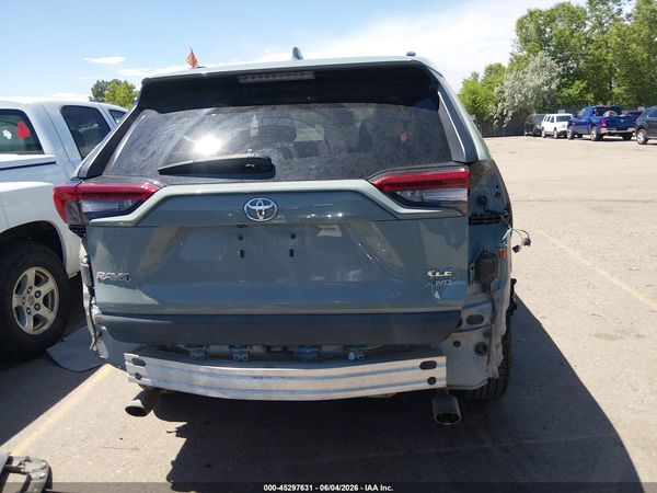 2019 TOYOTA RAV4 XLE