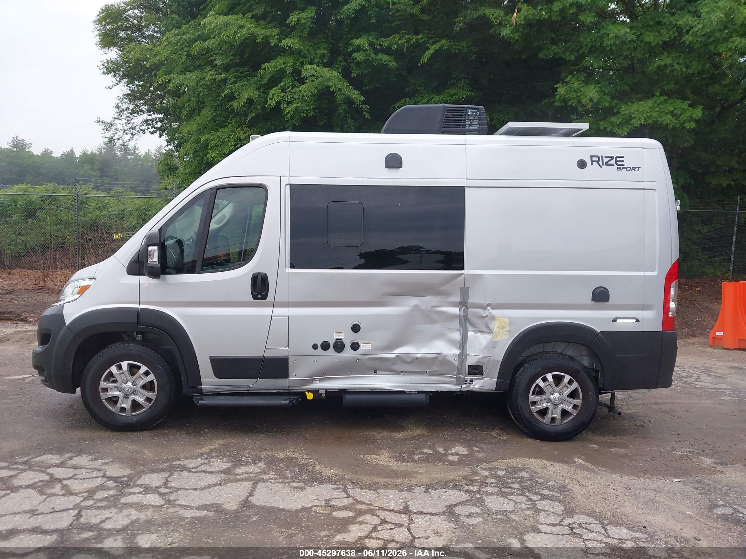 2025 RAM PROMASTER 1500 SLT+  HIGH ROOF 136 WB