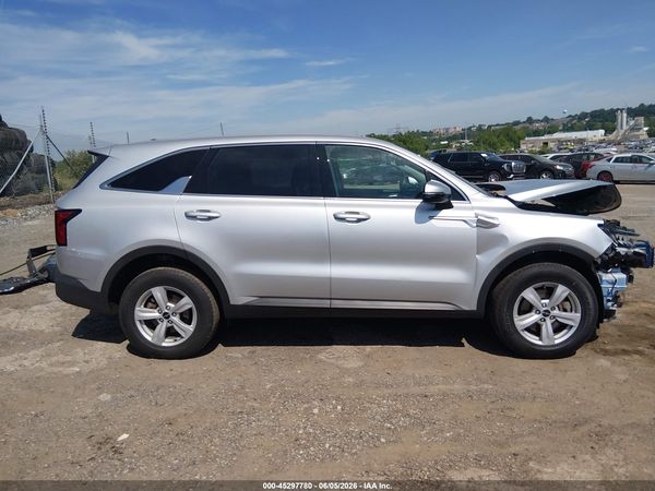 2022 KIA SORENTO LX