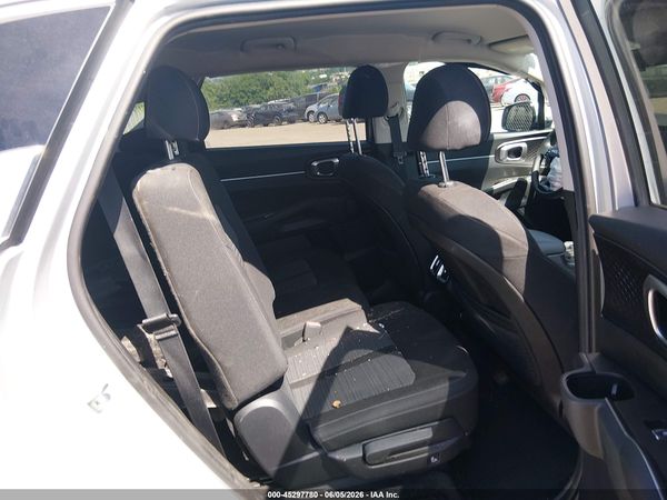 2022 KIA SORENTO LX