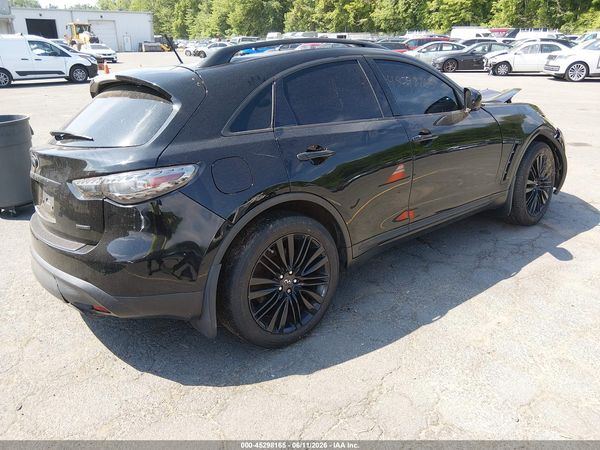 2017 INFINITI QX70