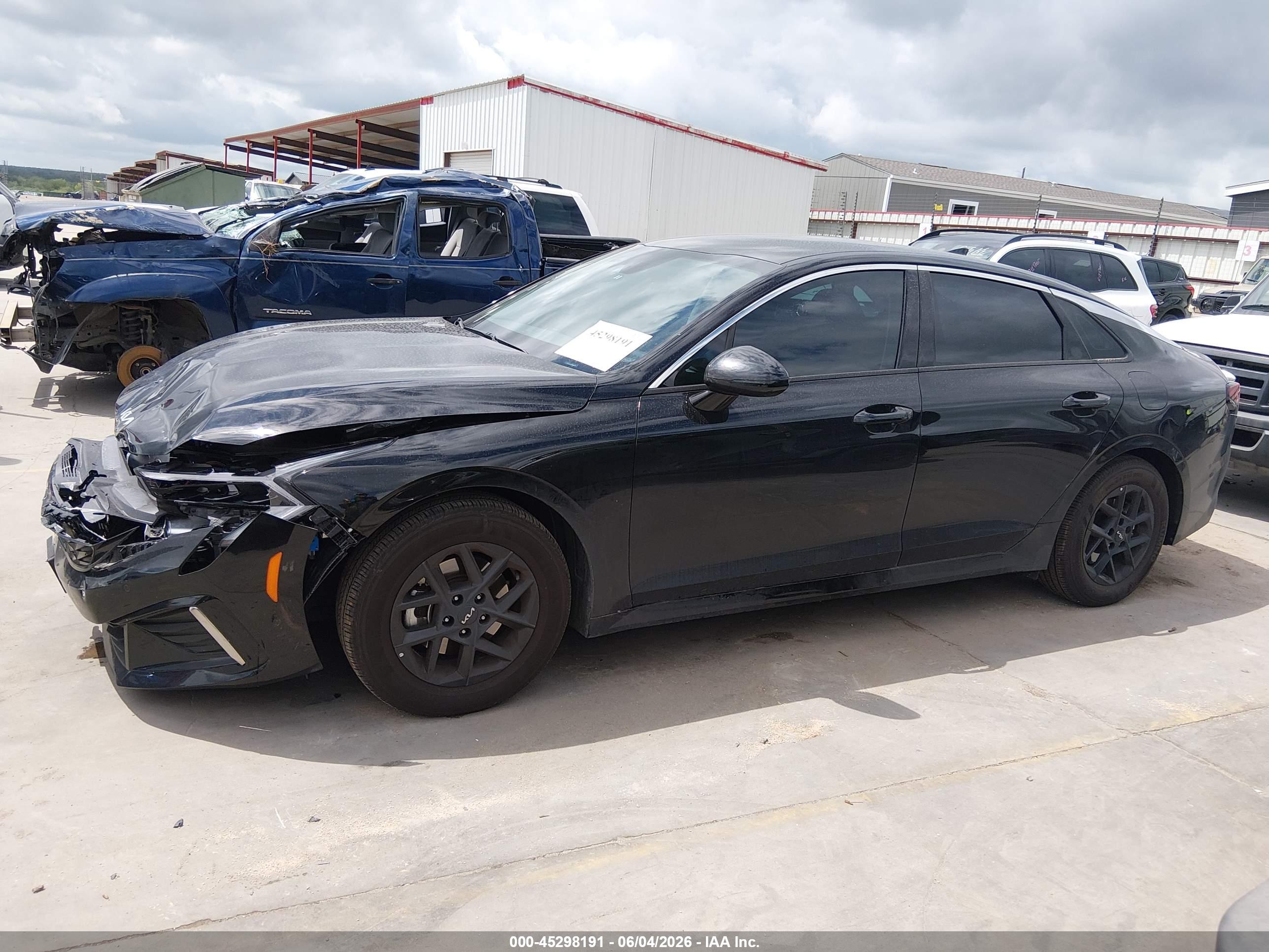 2026 KIA K5 LXS FWD