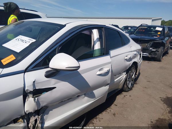 2022 HYUNDAI SONATA SEL