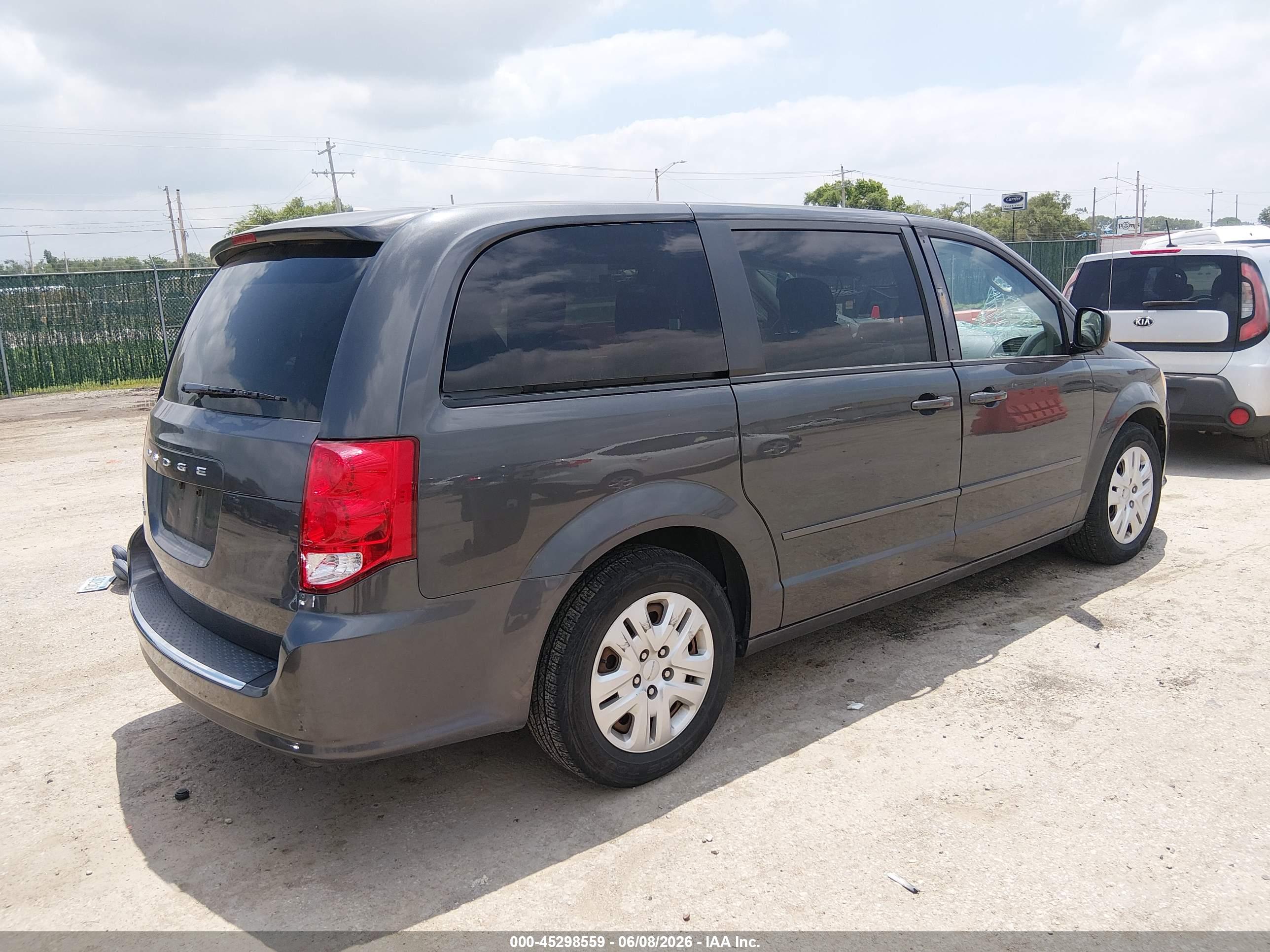 2016 DODGE GRAND CARAVAN SE — I4