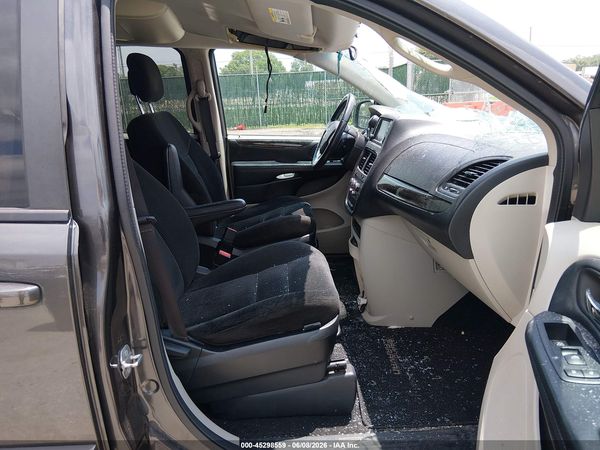 2016 DODGE GRAND CARAVAN SE — I5
