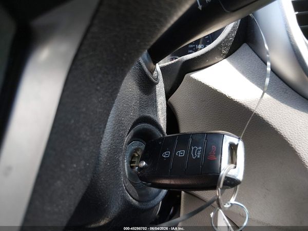 2017 KIA SORENTO 2.4L LX