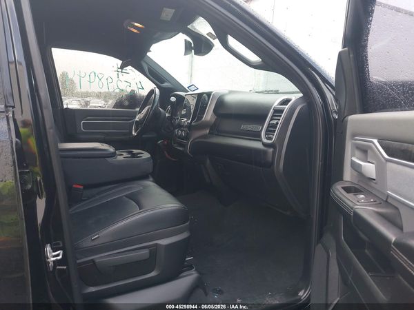 2021 RAM 3500 BIG HORN  4X4 8' BOX