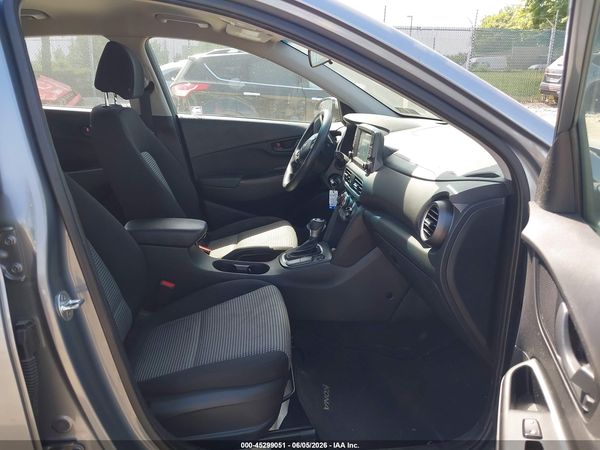 2020 HYUNDAI KONA SE