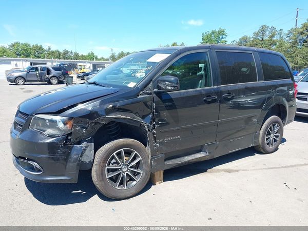 2016 DODGE GRAND CARAVAN R/T — I6