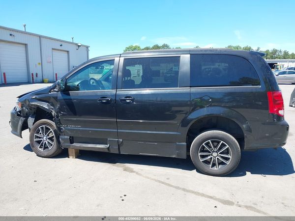 2016 DODGE GRAND CARAVAN R/T — I117