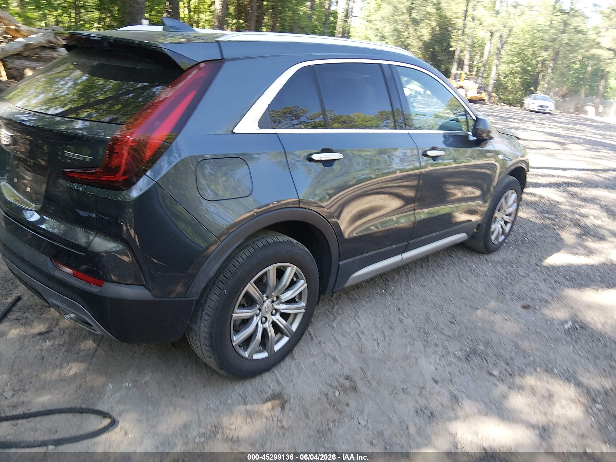 2019 CADILLAC XT4 PREMIUM LUXURY
