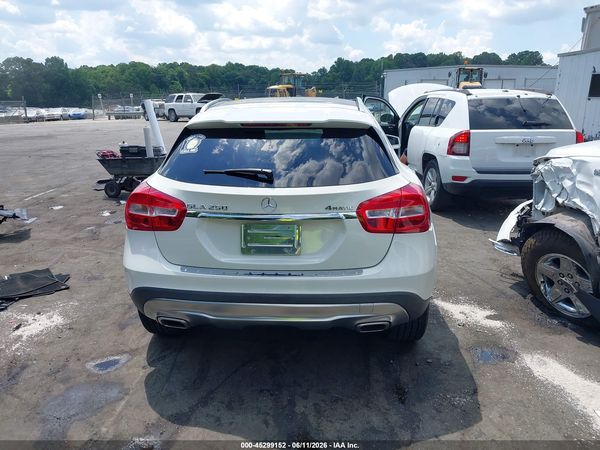 2016 MERCEDES-BENZ GLA 250 4MATIC