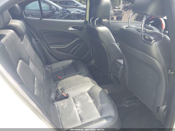 2016 MERCEDES-BENZ GLA 250 4MATIC