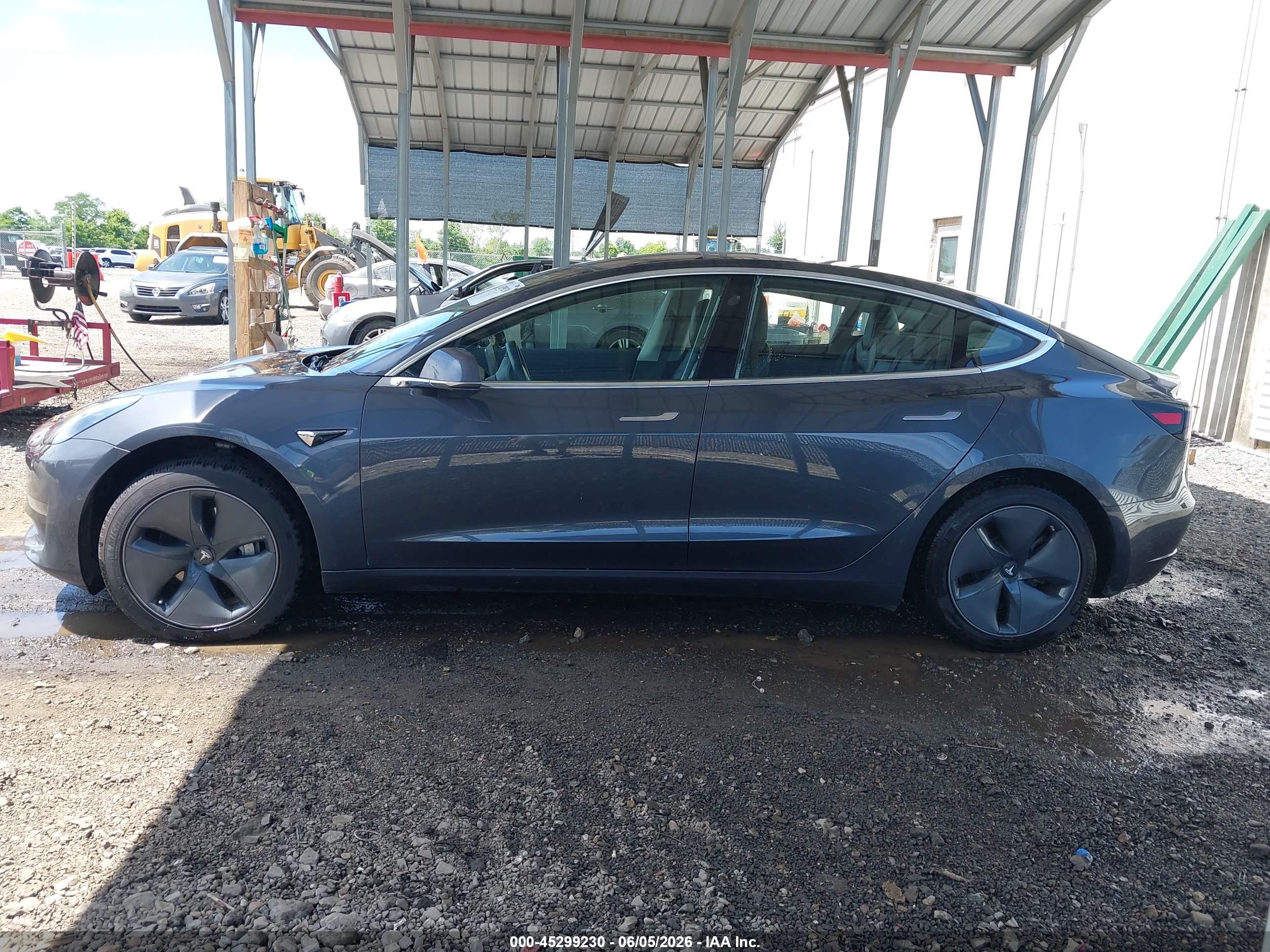 2018 TESLA MODEL 3 LONG RANGE/MID RANGE
