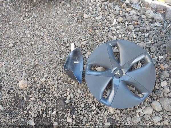 2018 TESLA MODEL 3 LONG RANGE/MID RANGE