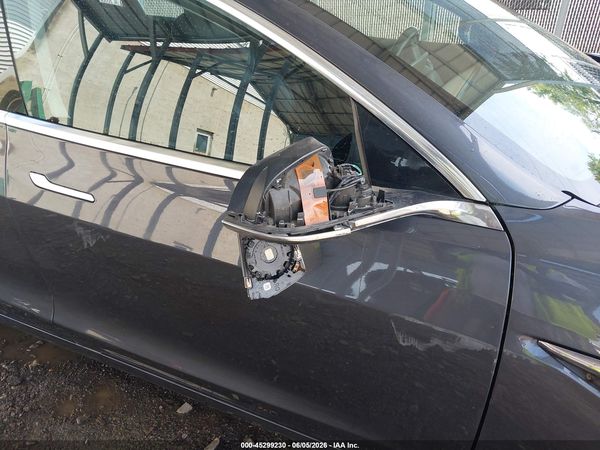 2018 TESLA MODEL 3 LONG RANGE/MID RANGE