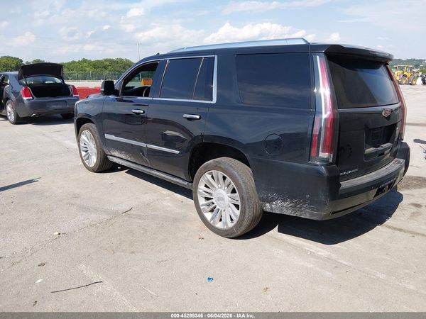 2017 CADILLAC ESCALADE PLATINUM
